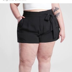 Athleta Skyline II shorts